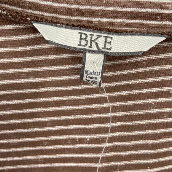 BKE Buckle V-Neck Knit Shirt Brown Cream Stripe Top Women's Size XS - Picture 3 of 14
